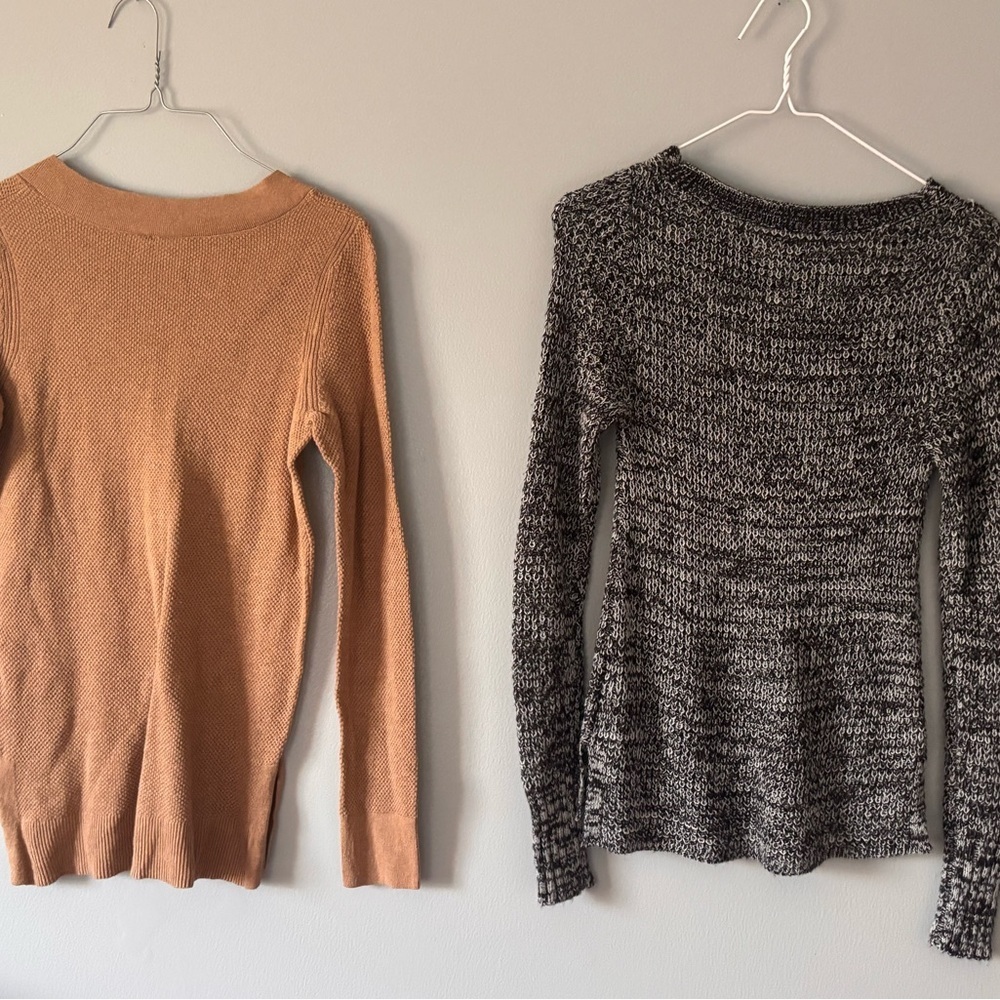 Lot Of 2 Sweaters. Aeropostale & Gap XS - Picture 5 of 9